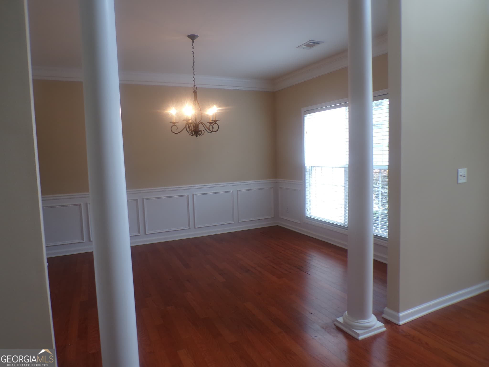5 bedroom, 3.5 bathroom single family residence for sale at 3969 Elm Trace Drive, Loganville, GA 30052 — photo 3