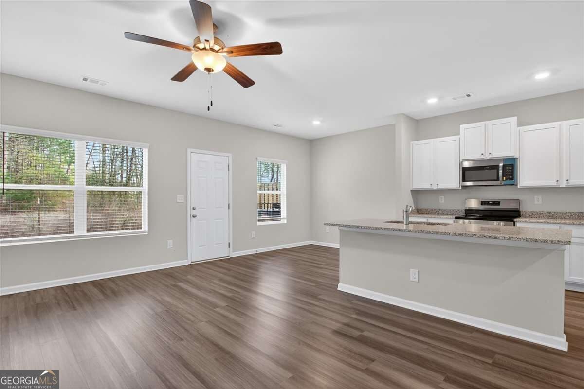 3 bedroom, 2.5 bathroom, 1,665 sq ft single family residence for sale at 107 Brexley Drive, Calhoun, GA 30701 — photo 9
