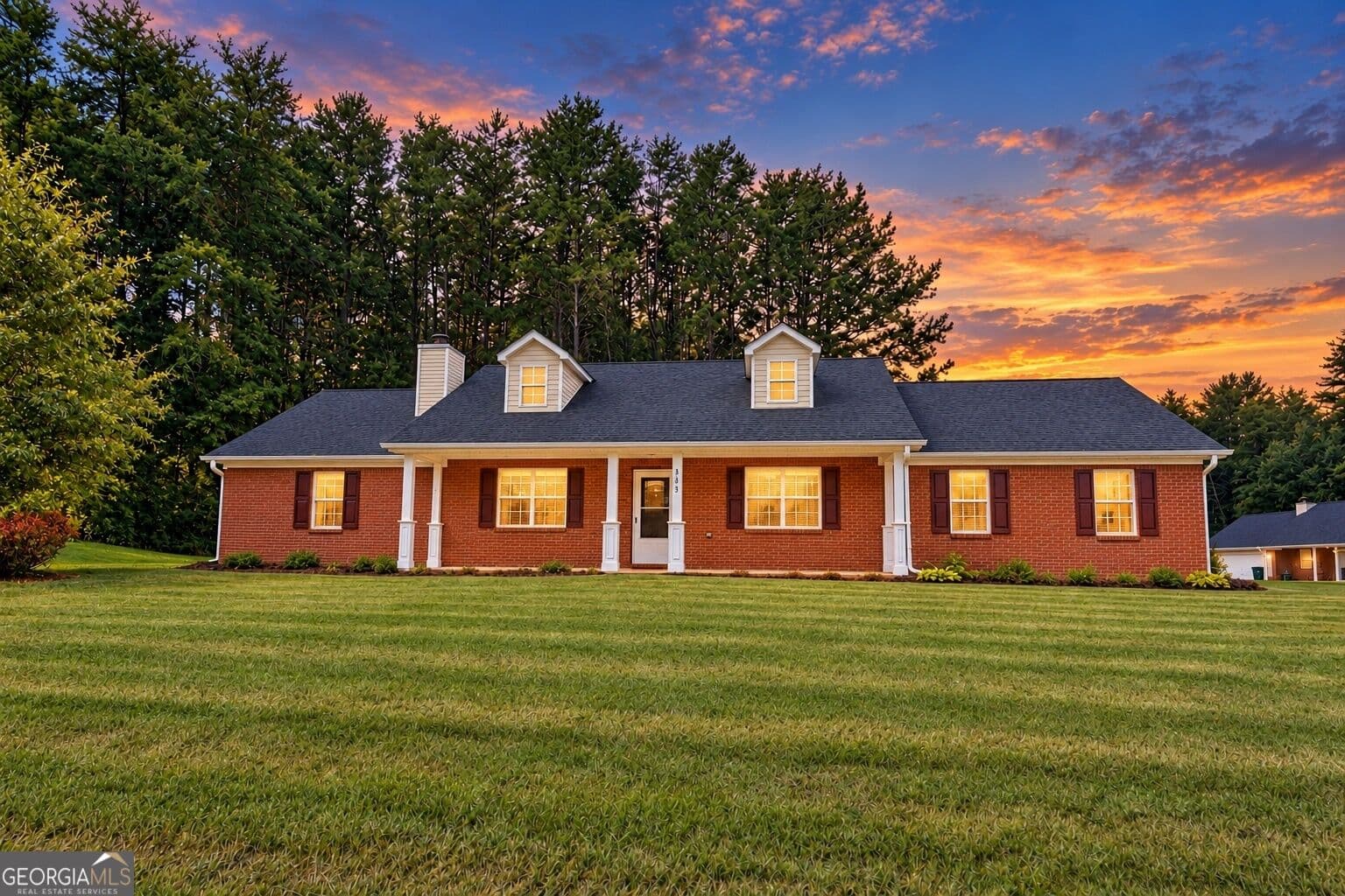 3 bedroom, 2 bathroom, 1,629 sq ft single family residence for sale at 302 Lacebark Lane, Hampton, GA 30228 — photo 2