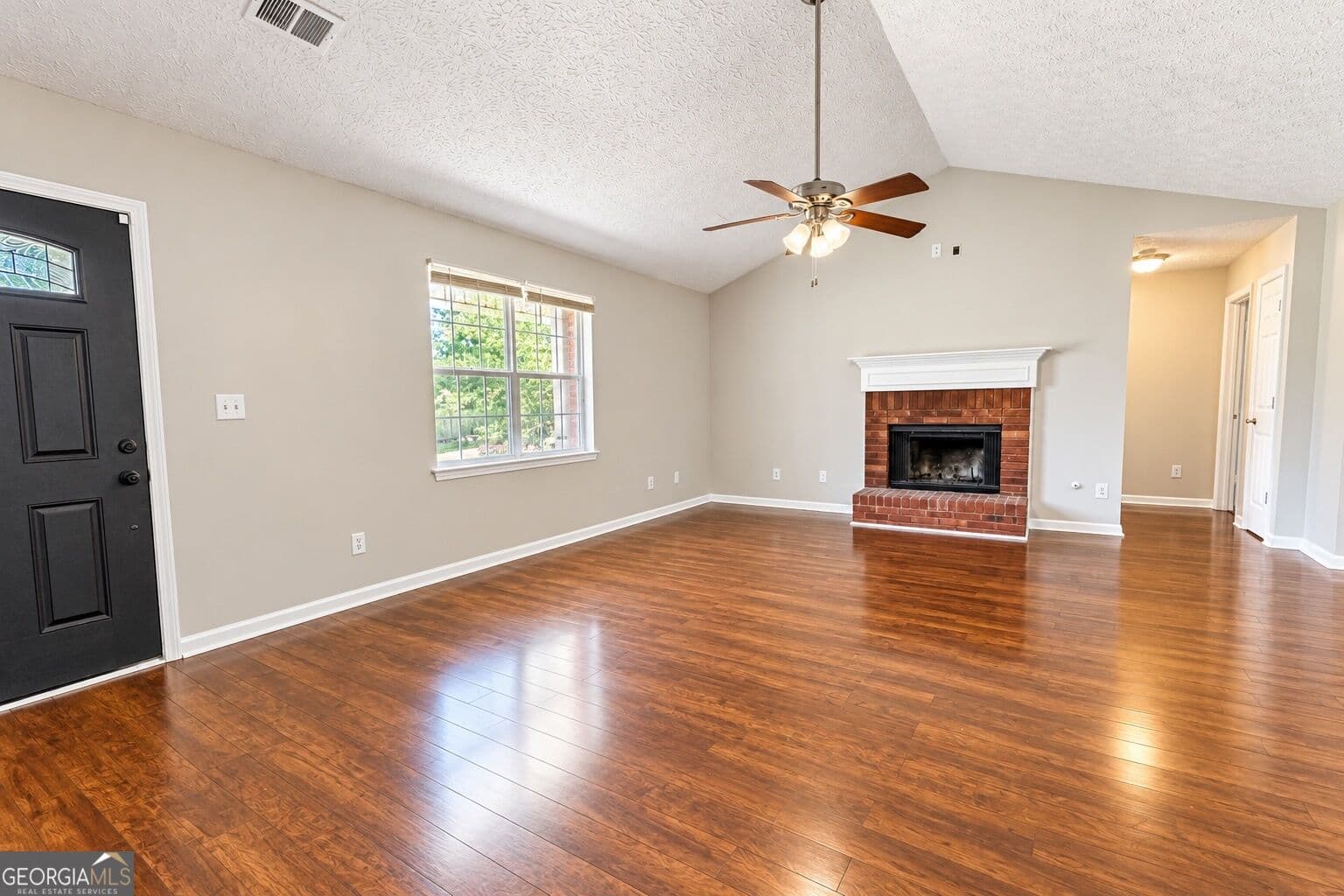3 bedroom, 2 bathroom, 1,629 sq ft single family residence for sale at 302 Lacebark Lane, Hampton, GA 30228 — photo 5
