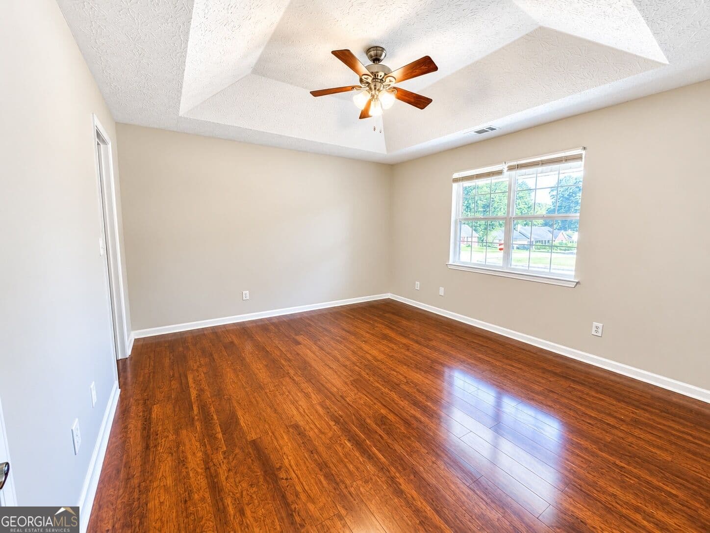 3 bedroom, 2 bathroom, 1,629 sq ft single family residence for sale at 302 Lacebark Lane, Hampton, GA 30228 — photo 10