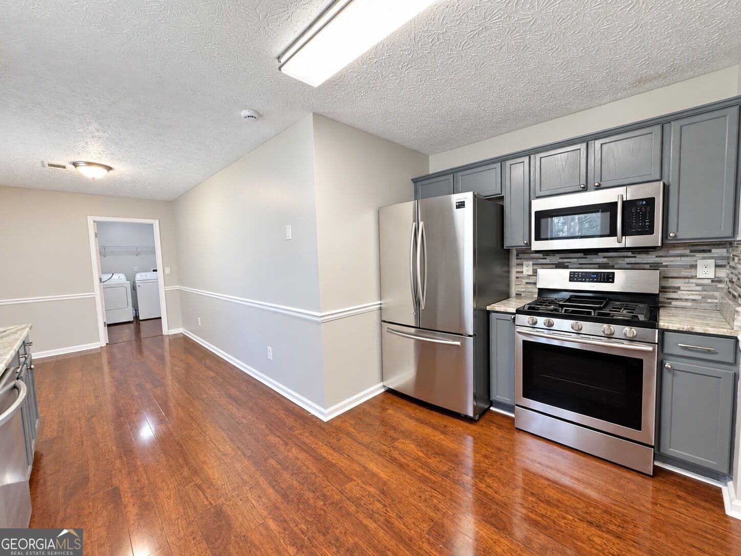 3 bedroom, 2 bathroom, 1,629 sq ft single family residence for sale at 302 Lacebark Lane, Hampton, GA 30228 — photo 8