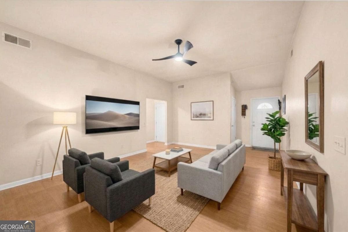 3 bedroom, 2 bathroom, 1,360 sq ft single family residence for sale at 212 Whispering Pine Circle, White, GA 30184 — photo 8
