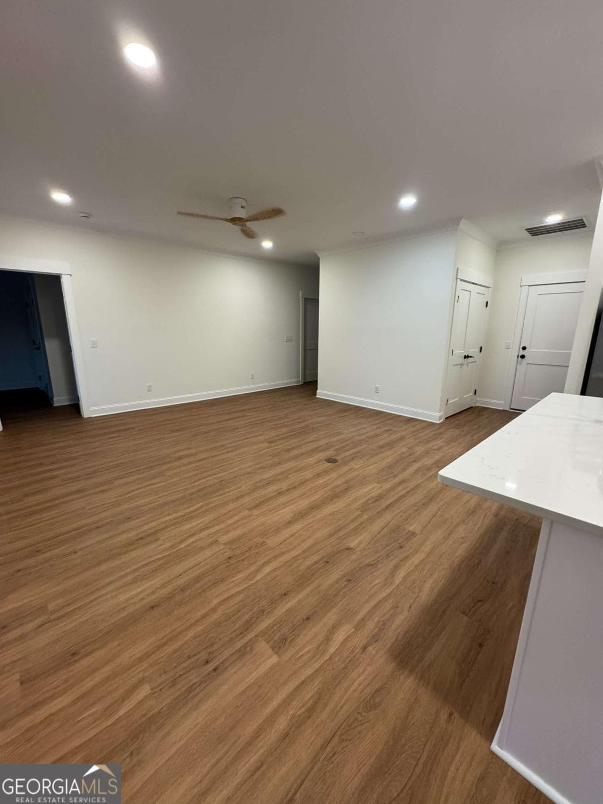 3 bedroom, 2.5 bathroom, 1,418 sq ft duplex for rent at 117 Longpoint Drive AB, Statesboro, GA 30458 for $2,200 a month — photo 4