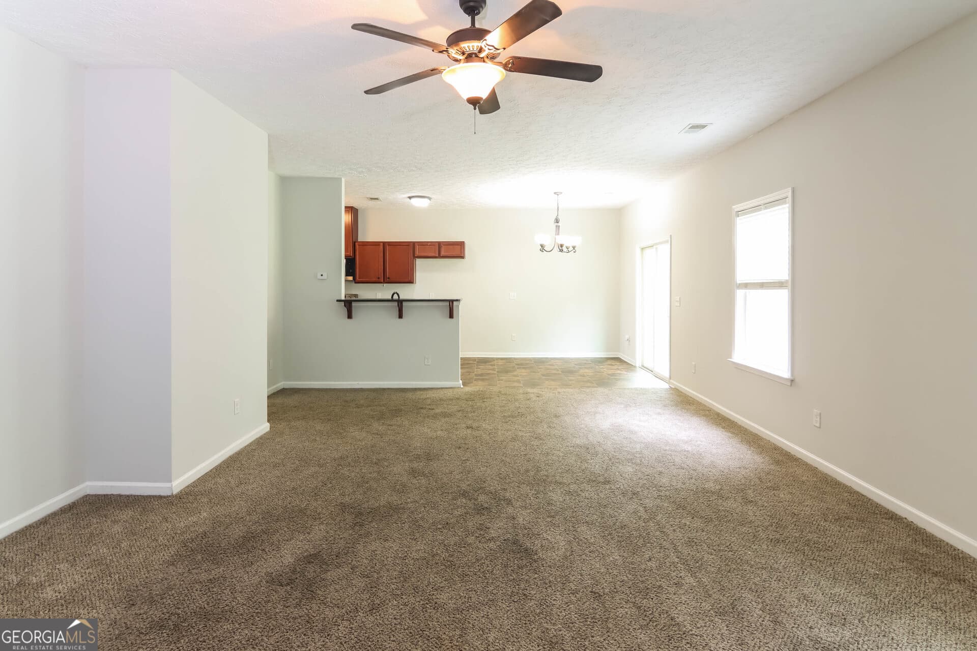 4 bedroom, 2.5 bathroom, 2,184 sq ft single family residence for sale at 20 Forest Ridge Lane, Phenix City, AL 36869 — photo 7