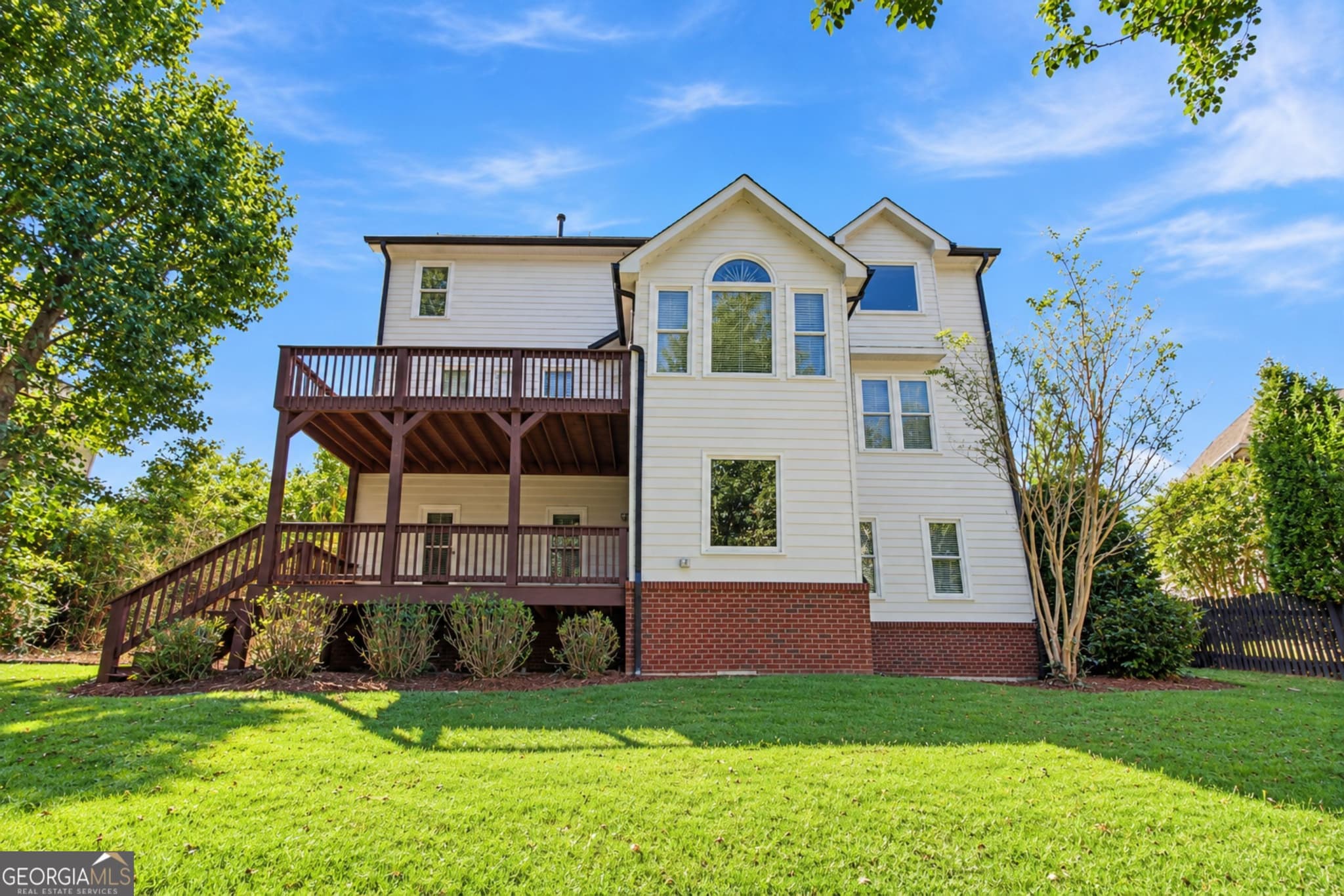 6 bedroom, 4.5 bathroom, 4,427 sq ft single family residence for sale at 2455 Millwater Crossing, Dacula, GA 30019 — photo 5