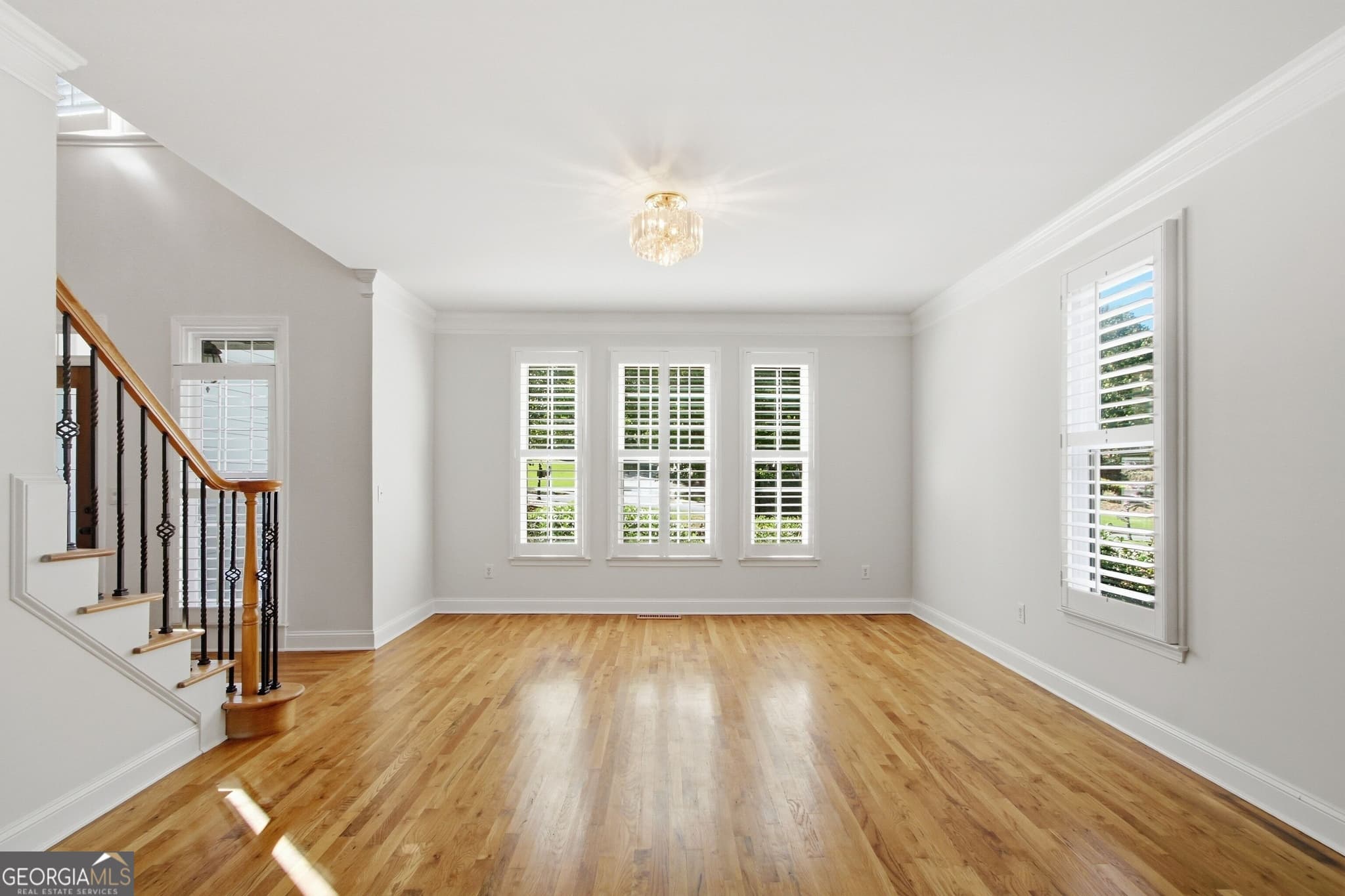 6 bedroom, 4.5 bathroom, 4,427 sq ft single family residence for sale at 2455 Millwater Crossing, Dacula, GA 30019 — photo 9