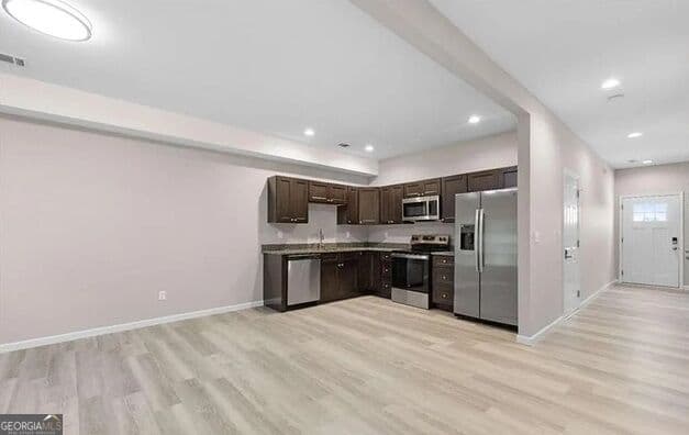 3 bedroom, 2.5 bathroom, 1,380 sq ft townhouse for rent at 403 Breanna Way, Royston, GA 30662 for $2,500 a month — photo 3