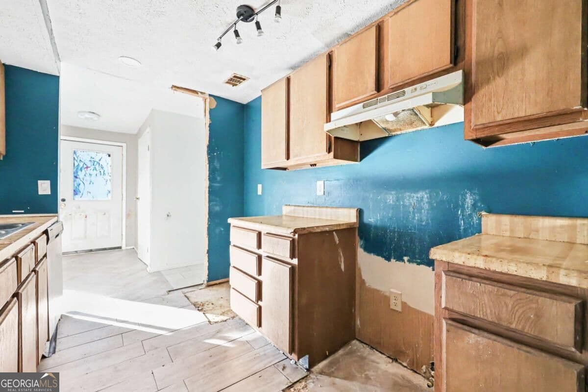 3 bedroom, 2 bathroom single family residence for sale at 1024 Sandune Drive, Norcross, GA 30093 — photo 9