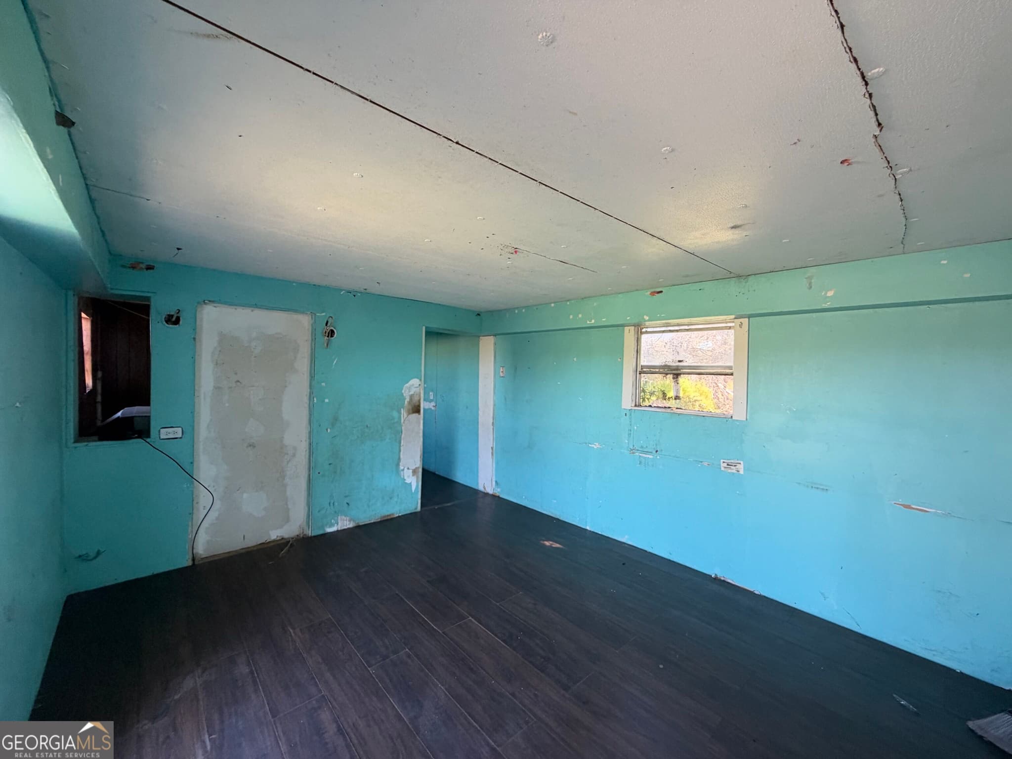 1 bedroom, 1 bathroom, 980 sq ft single family residence for sale at 651 Hatton Still Road, Hazlehurst, GA 31539 — photo 4