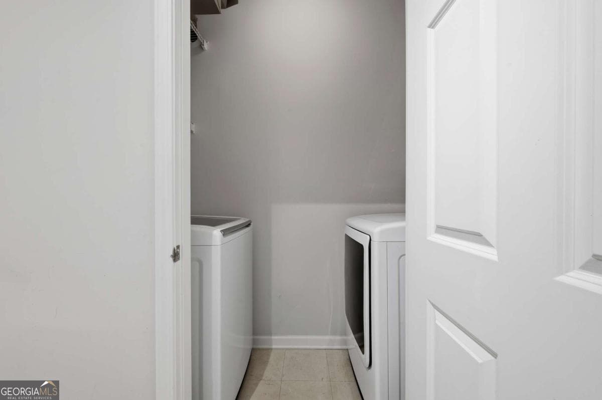 2 bedroom, 2 bathroom condominium for rent at 424 Lindbergh Drive 208, Atlanta, GA 30305 for $3,000 a month — photo 10