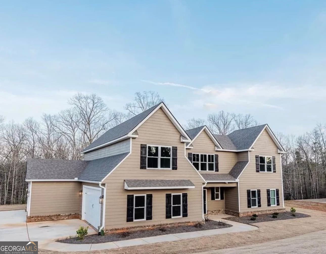 4 bedroom, 3.5 bathroom, 2,696 sq ft single family residence for sale at 75 Creekside Court, Forsyth, GA 31029 — photo 2
