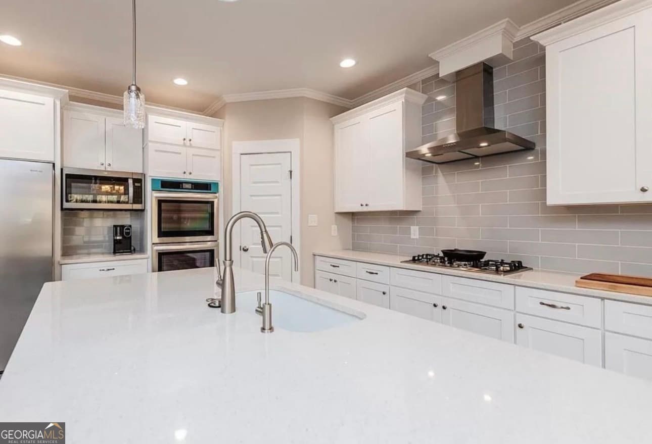 4 bedroom, 3.5 bathroom, 2,696 sq ft single family residence for sale at 75 Creekside Court, Forsyth, GA 31029 — photo 6