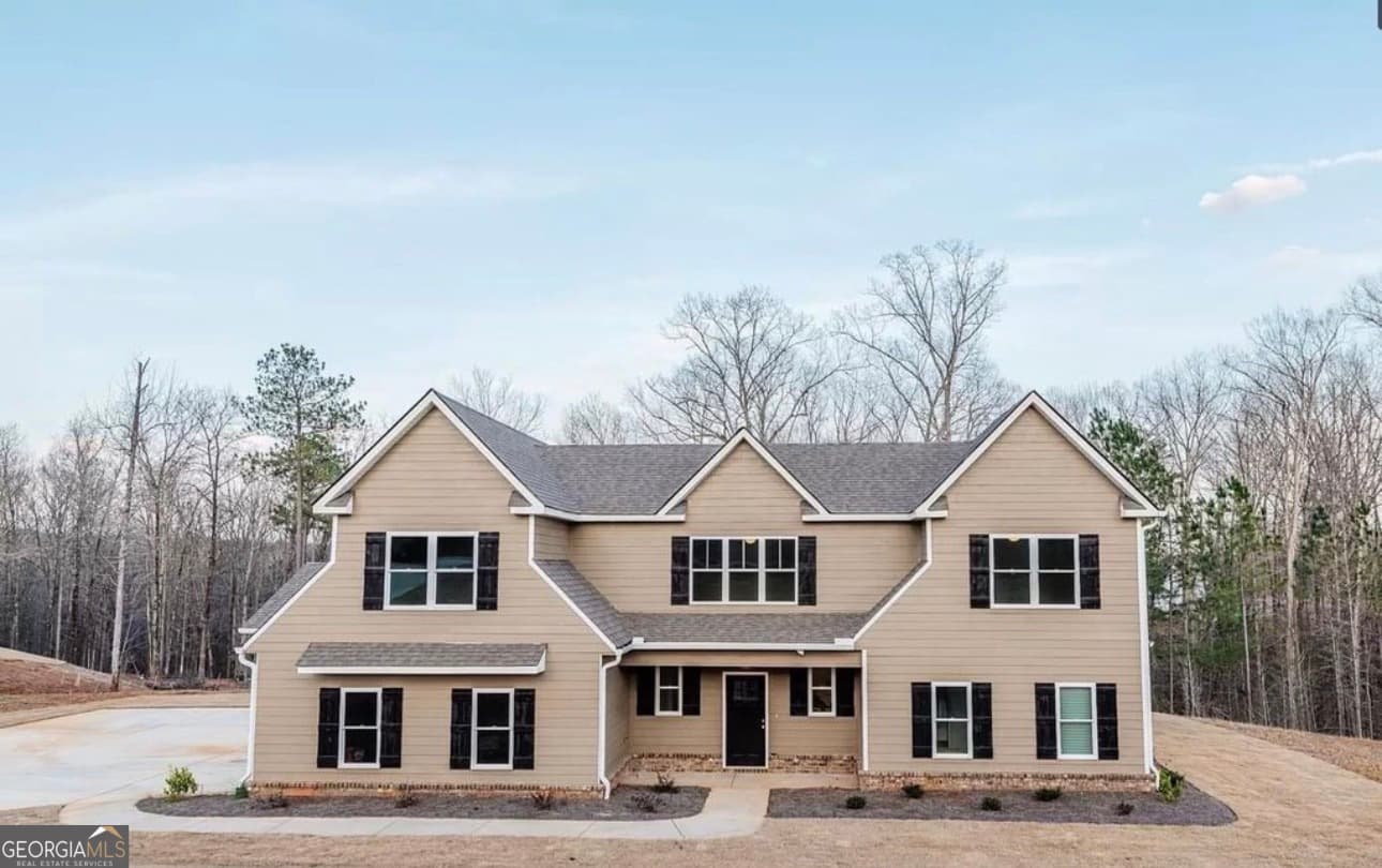 4 bedroom, 3.5 bathroom, 2,696 sq ft single family residence for sale at 75 Creekside Court, Forsyth, GA 31029 — photo 1 of 32