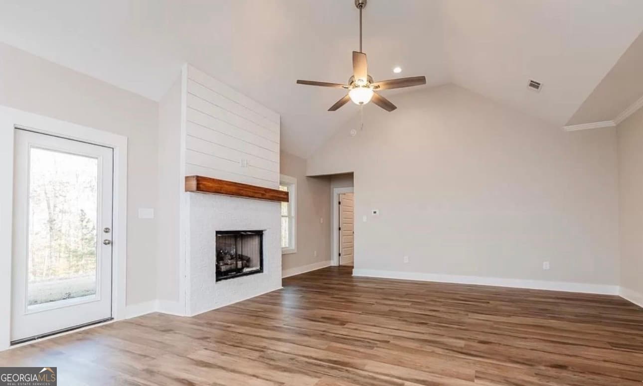 4 bedroom, 3.5 bathroom, 2,696 sq ft single family residence for sale at 75 Creekside Court, Forsyth, GA 31029 — photo 5