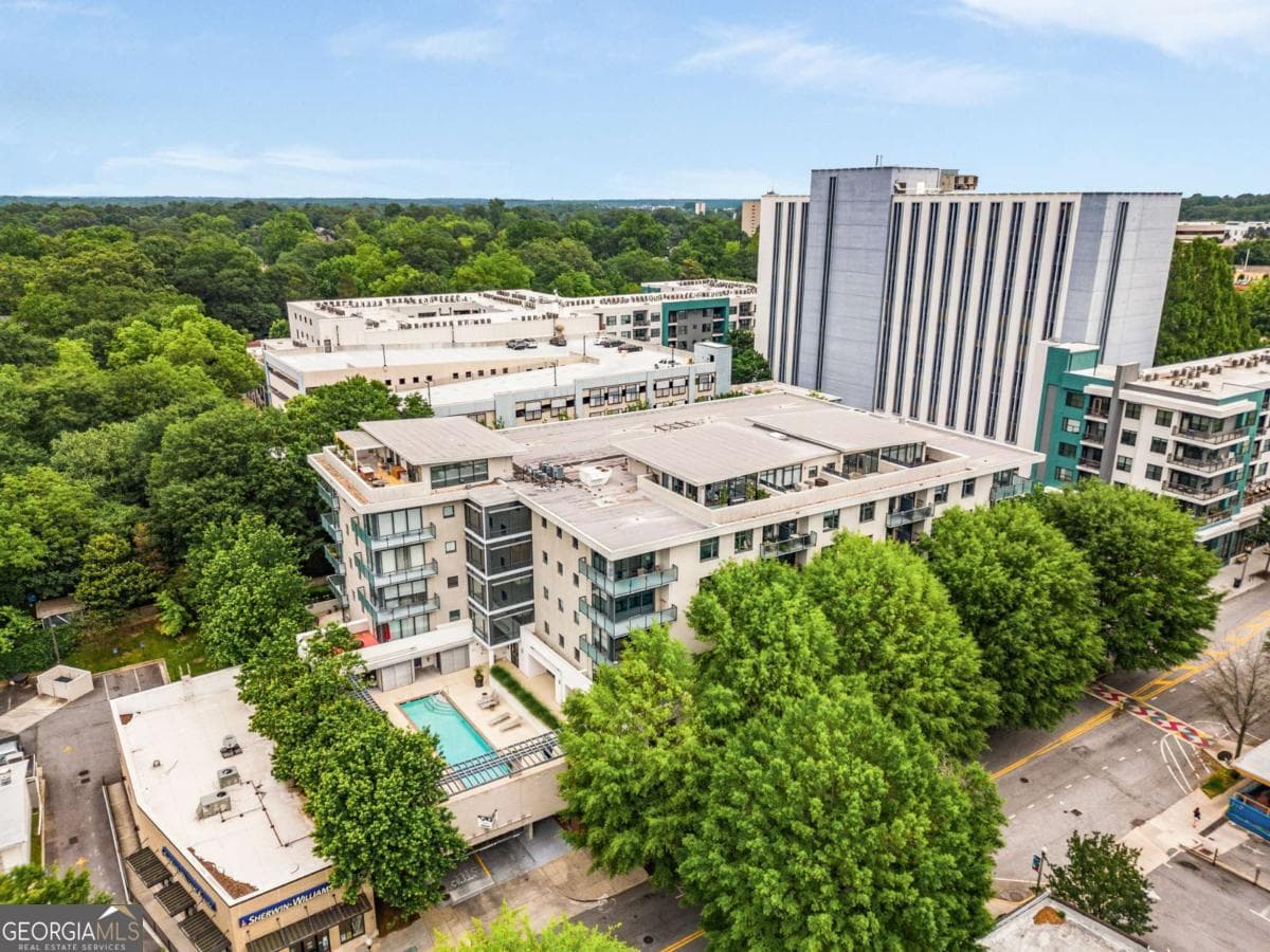 1 bedroom, 1 bathroom, 912 sq ft condominium sold at 335 W Ponce De Leon Avenue 306, Decatur, GA 30030