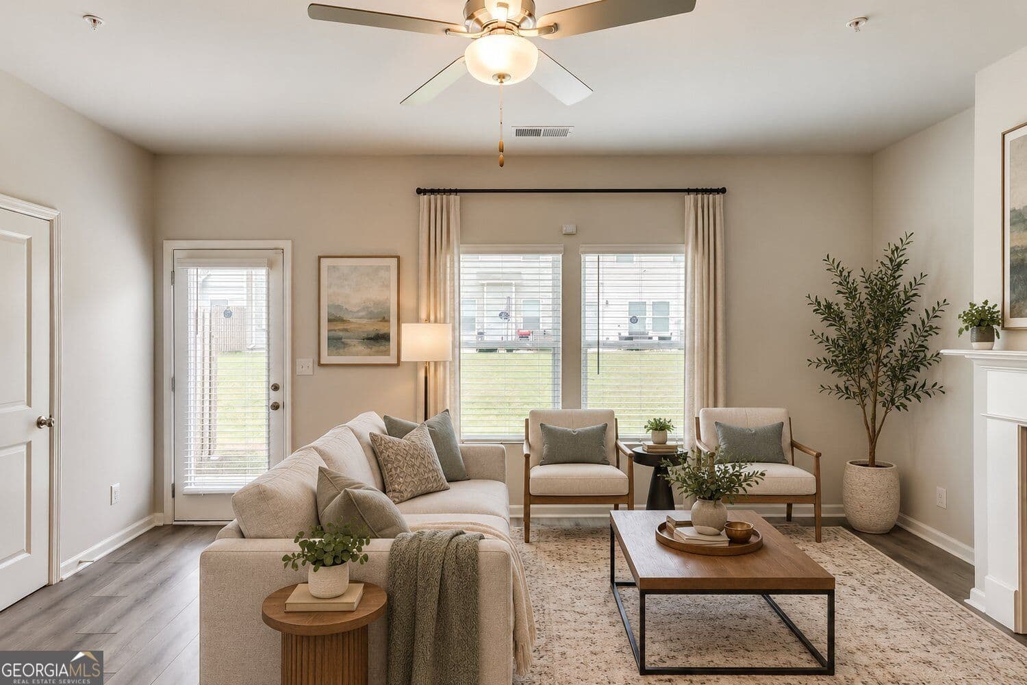 3 bedroom, 2.5 bathroom, 1,600 sq ft townhouse for rent at 11697 Mendenhall Court, Hampton, GA 30228 for $2,350 a month — photo 5