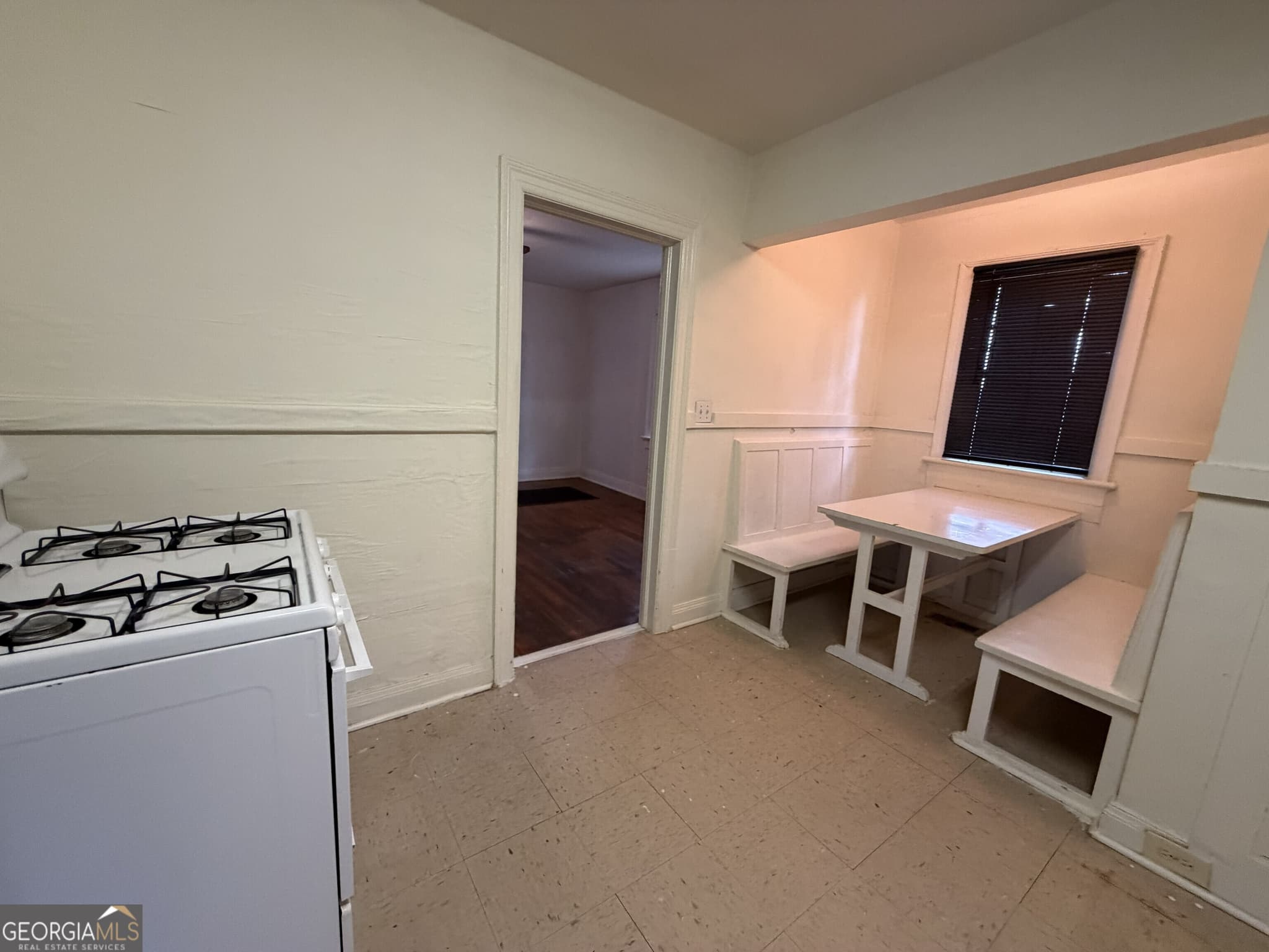 3 bedroom, 1.5 bathroom, 1,568 sq ft single family residence for rent at 2353 Shelby Street, Columbus, GA 31903 for $1,200 a month — photo 7