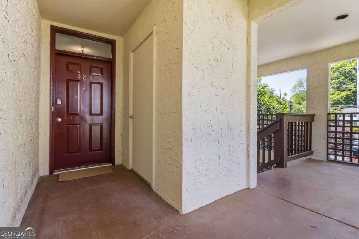 2 bedroom, 2 bathroom, 1,280 sq ft condominium for sale at 485 Sherman Way, Decatur, GA 30033 — photo 5