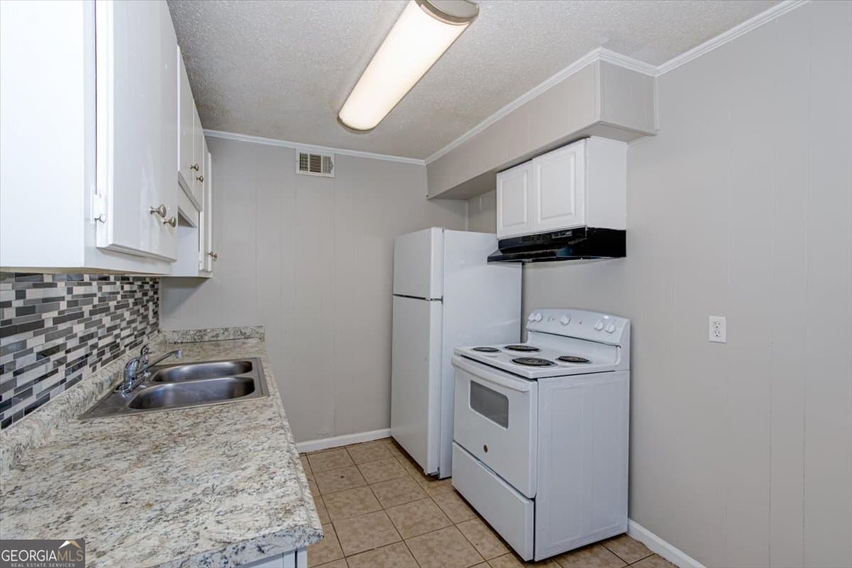 2 bedroom, 1 bathroom, 800 sq ft apartment for rent at 1232 12th Street B, Augusta, GA 30901 for $1,100 a month — photo 6