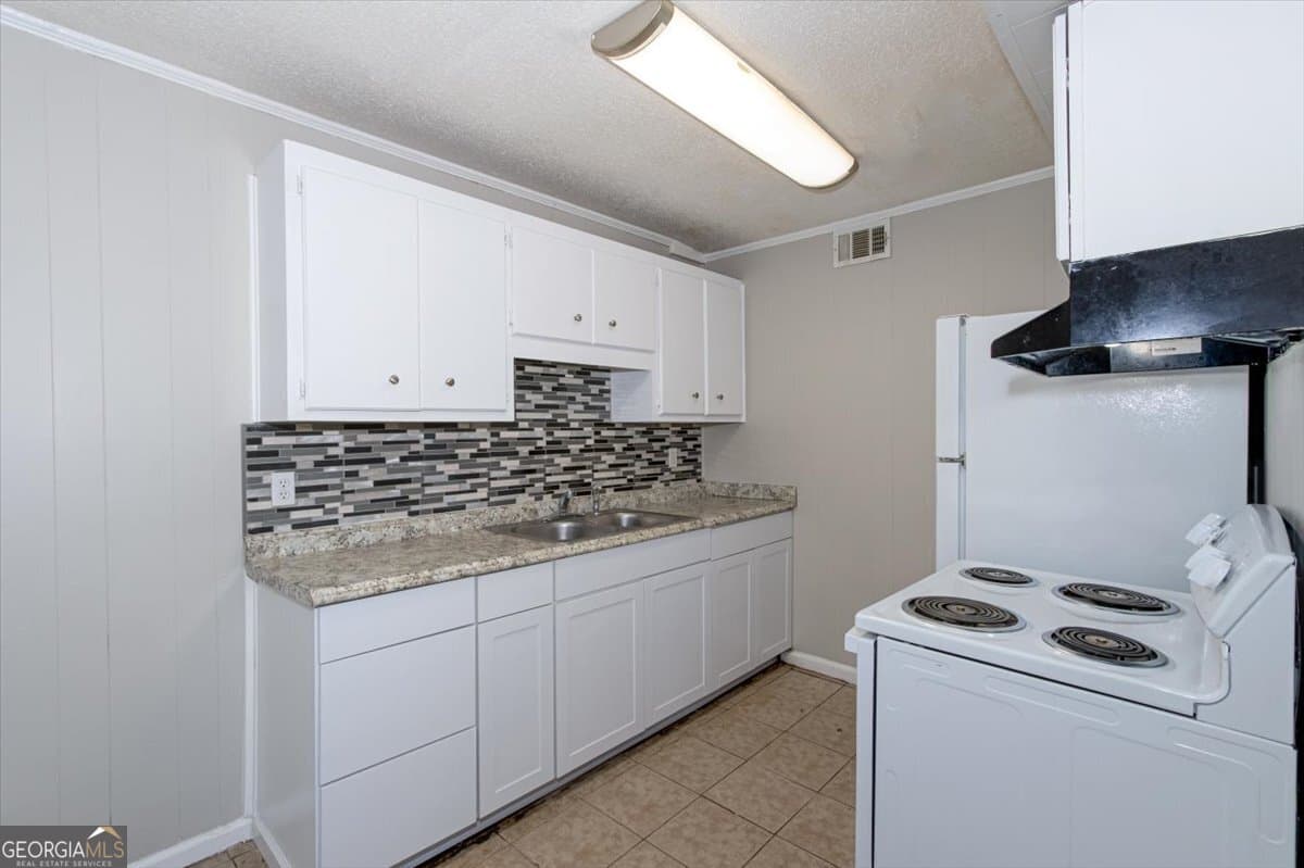2 bedroom, 1 bathroom, 800 sq ft apartment for rent at 1232 12th Street B, Augusta, GA 30901 for $1,100 a month — photo 5