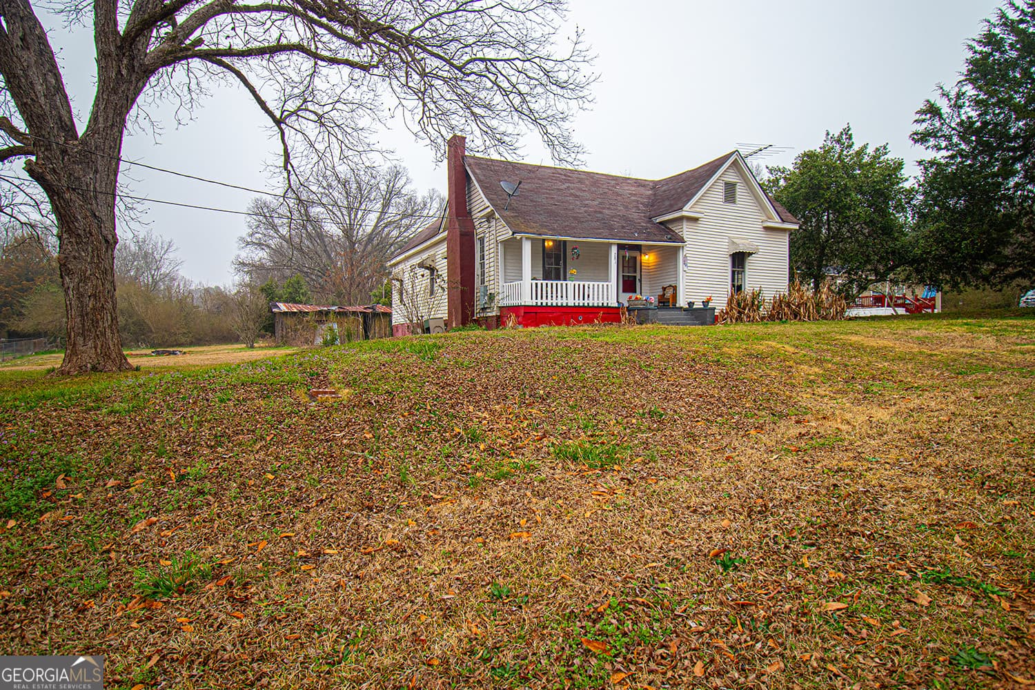 3 bedroom, 1.5 bathroom, 1,494 sq ft single family residence sold at 281 E Madison Street, Talbotton, GA 31827