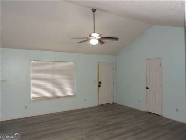 3 bedroom, 2 bathroom, 1,267 sq ft single family residence for sale at 81 Crosby Drive, Hinesville, GA 31313 — photo 3