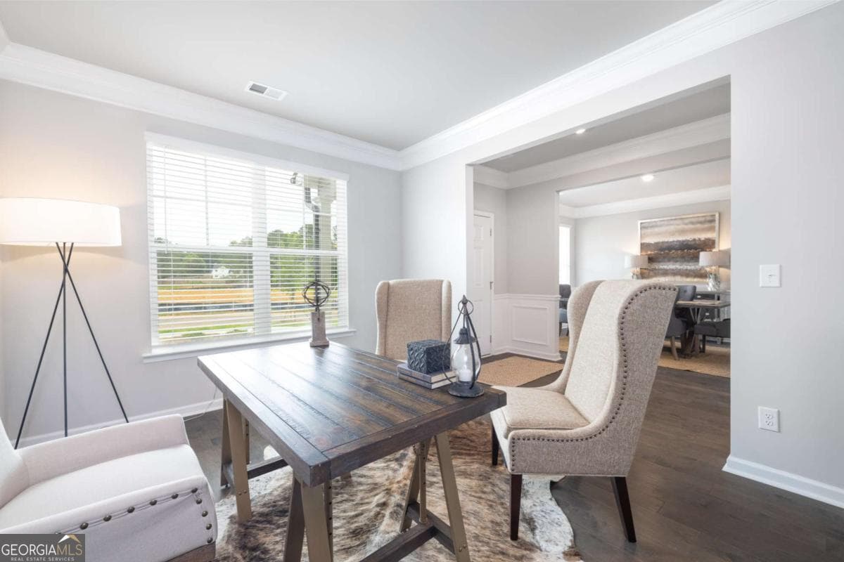 5 bedroom, 4 bathroom, 3,167 sq ft single family residence for sale at 1807 Kingsmere Run Drive LOT 35, Loganville, GA 30052 — photo 4