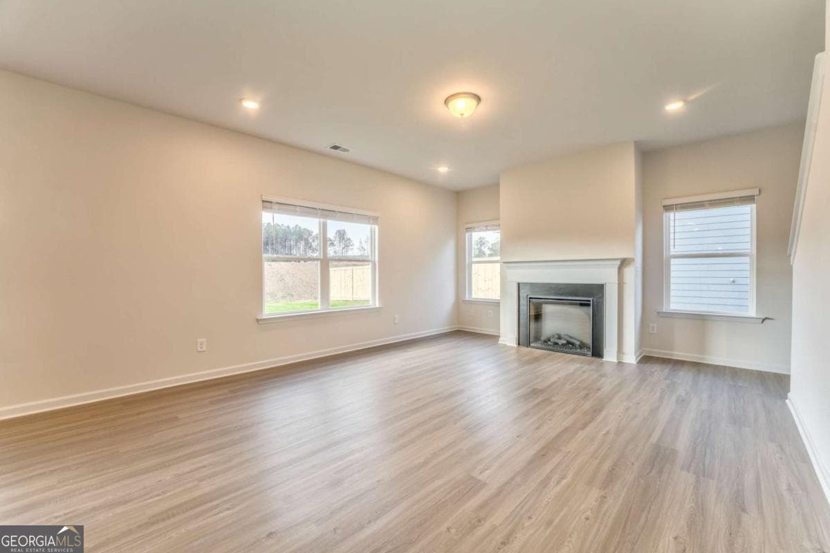 4 bedroom, 2.5 bathroom, 2,373 sq ft single family residence for rent at 15 Bennett Way, Rome, GA 30161 for $2,349 a month — photo 6