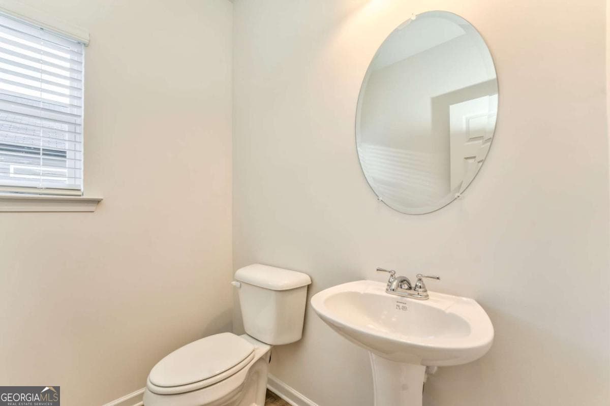 4 bedroom, 2.5 bathroom, 2,373 sq ft single family residence for rent at 15 Bennett Way, Rome, GA 30161 for $2,349 a month — photo 5