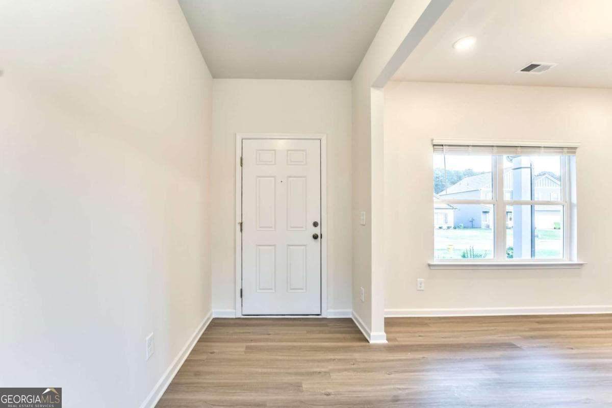 4 bedroom, 2.5 bathroom, 2,373 sq ft single family residence for rent at 15 Bennett Way, Rome, GA 30161 for $2,349 a month — photo 4
