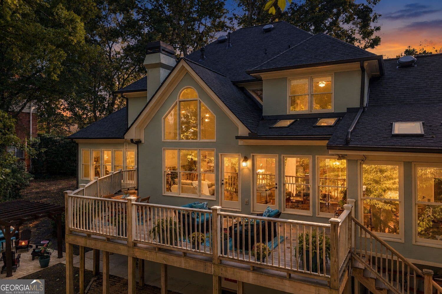 4 bedroom, 3.5 bathroom, 5,115 sq ft single family residence for sale at 12190 Brookfield Club Drive, Roswell, GA 30075 — photo 4