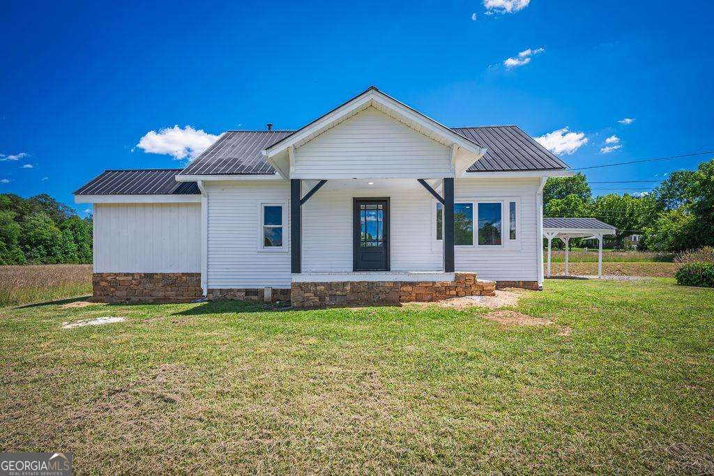 3 bedroom, 2 bathroom, 1,444 sq ft single family residence for sale at 9340 Old Hwy 76, Morganton, GA 30560