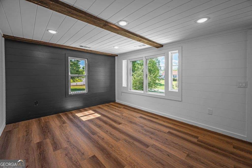 3 bedroom, 2 bathroom, 1,444 sq ft single family residence for sale at 9340 Old Hwy 76, Morganton, GA 30560 — photo 5