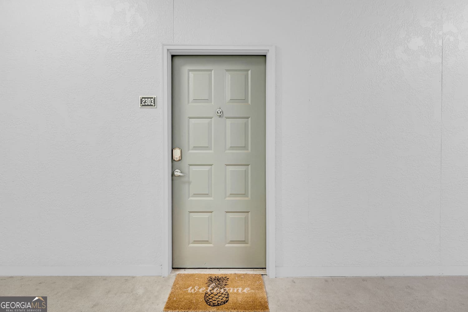 1 bedroom, 1 bathroom, 800 sq ft condominium for sale at 821 Ralph Mcgill Boulevard 2303, Atlanta, GA 30306 — photo 2