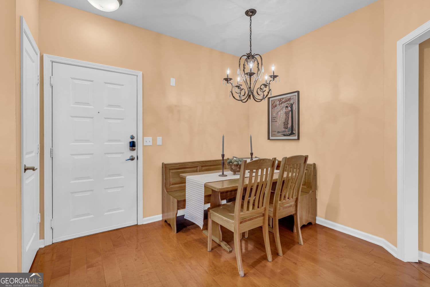 1 bedroom, 1 bathroom, 800 sq ft condominium for sale at 821 Ralph Mcgill Boulevard 2303, Atlanta, GA 30306 — photo 4