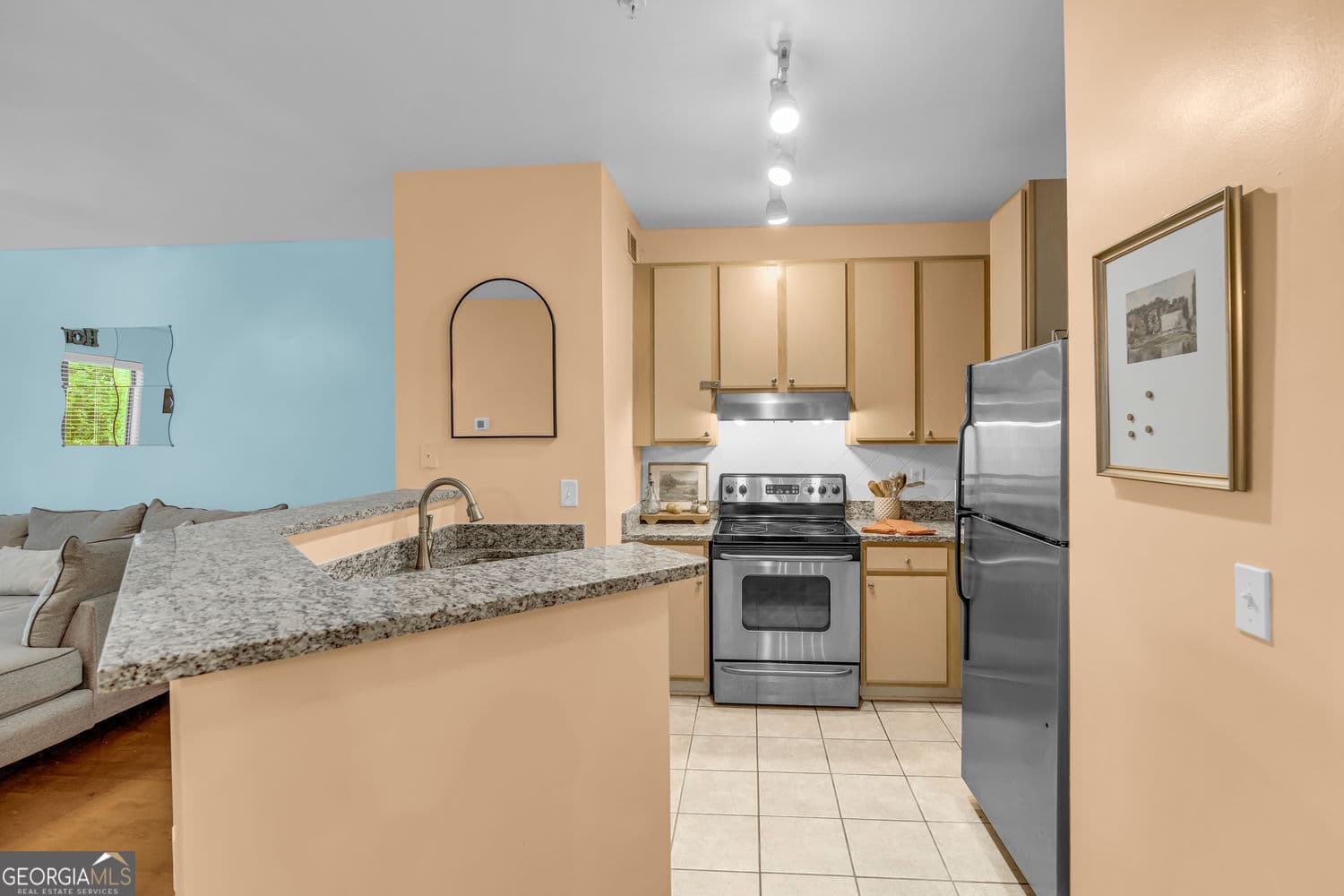 1 bedroom, 1 bathroom, 800 sq ft condominium for sale at 821 Ralph Mcgill Boulevard 2303, Atlanta, GA 30306 — photo 7