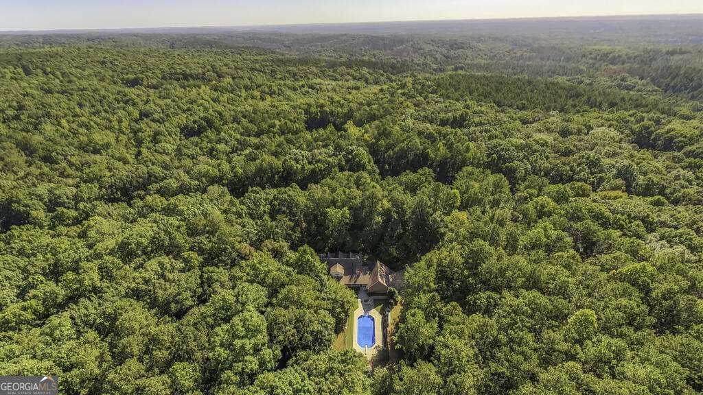 4 bedroom, 3.5 bathroom, 2,306 sq ft single family residence for sale at 8285 Mill Run Trail, Whitesburg, GA 30185 — photo 9