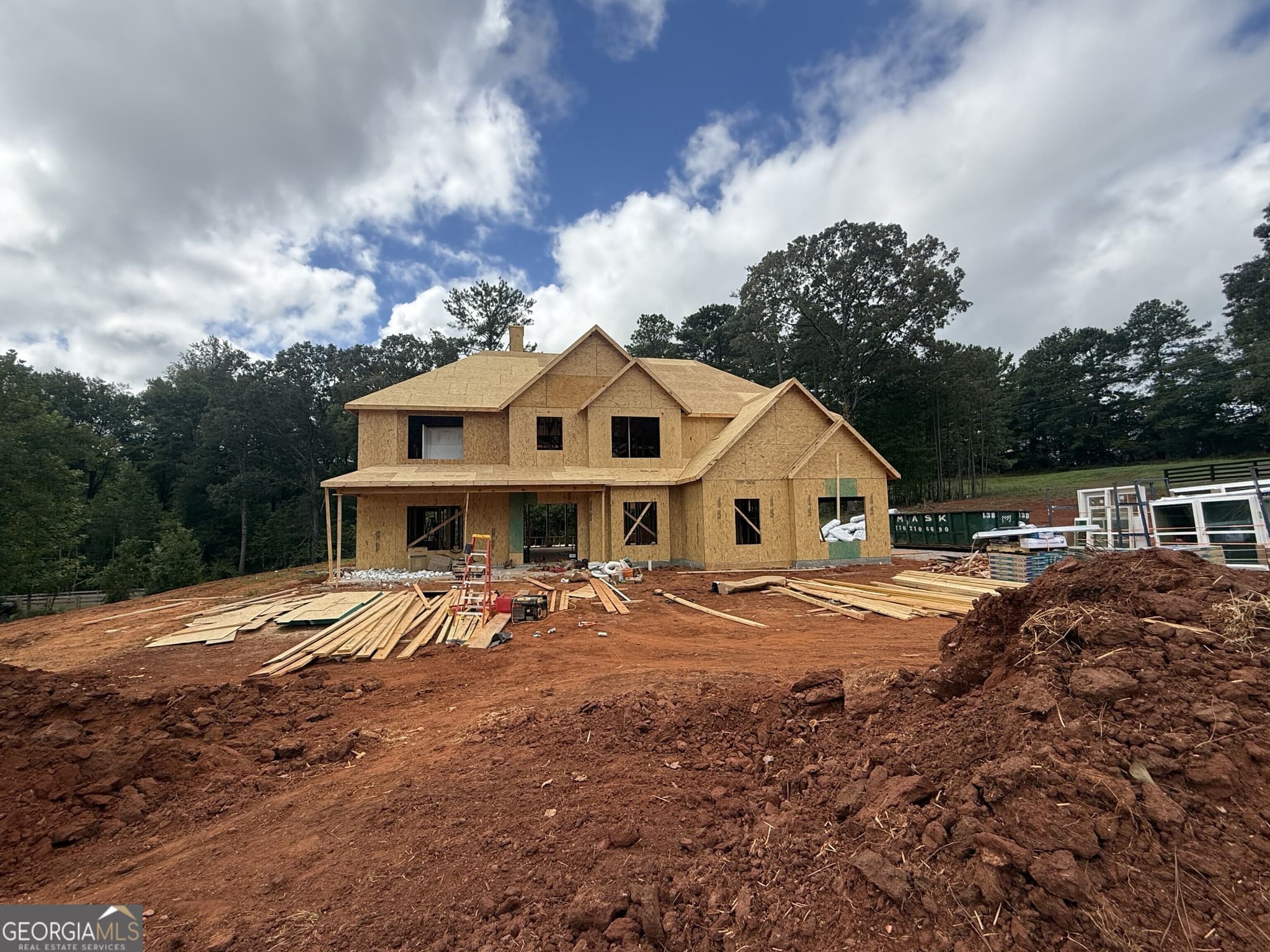 5 bedroom, 3.5 bathroom, 3,670 sq ft single family residence for sale at LOT 46 Lake Point Drive, Williamson, GA 30292 — photo 2