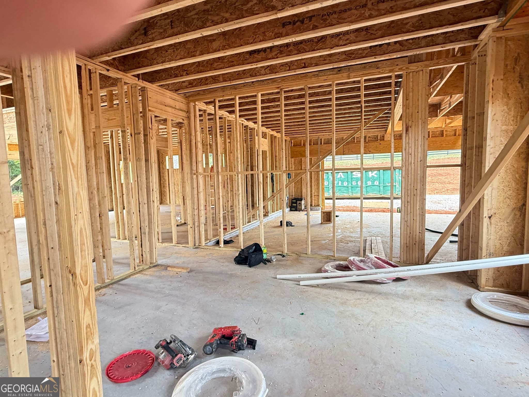 5 bedroom, 3.5 bathroom, 3,670 sq ft single family residence for sale at LOT 46 Lake Point Drive, Williamson, GA 30292 — photo 7