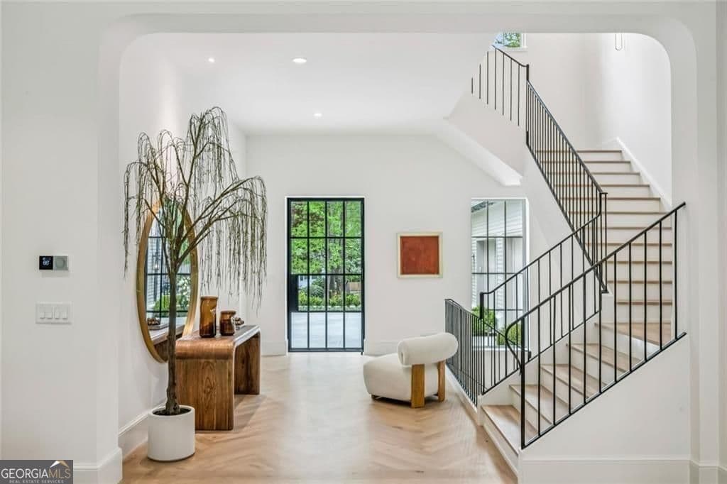 6 bedroom, 7 bathroom, 10,100 sq ft single family residence for sale at 3167 Rilman Road, Atlanta, GA 30327 — photo 3