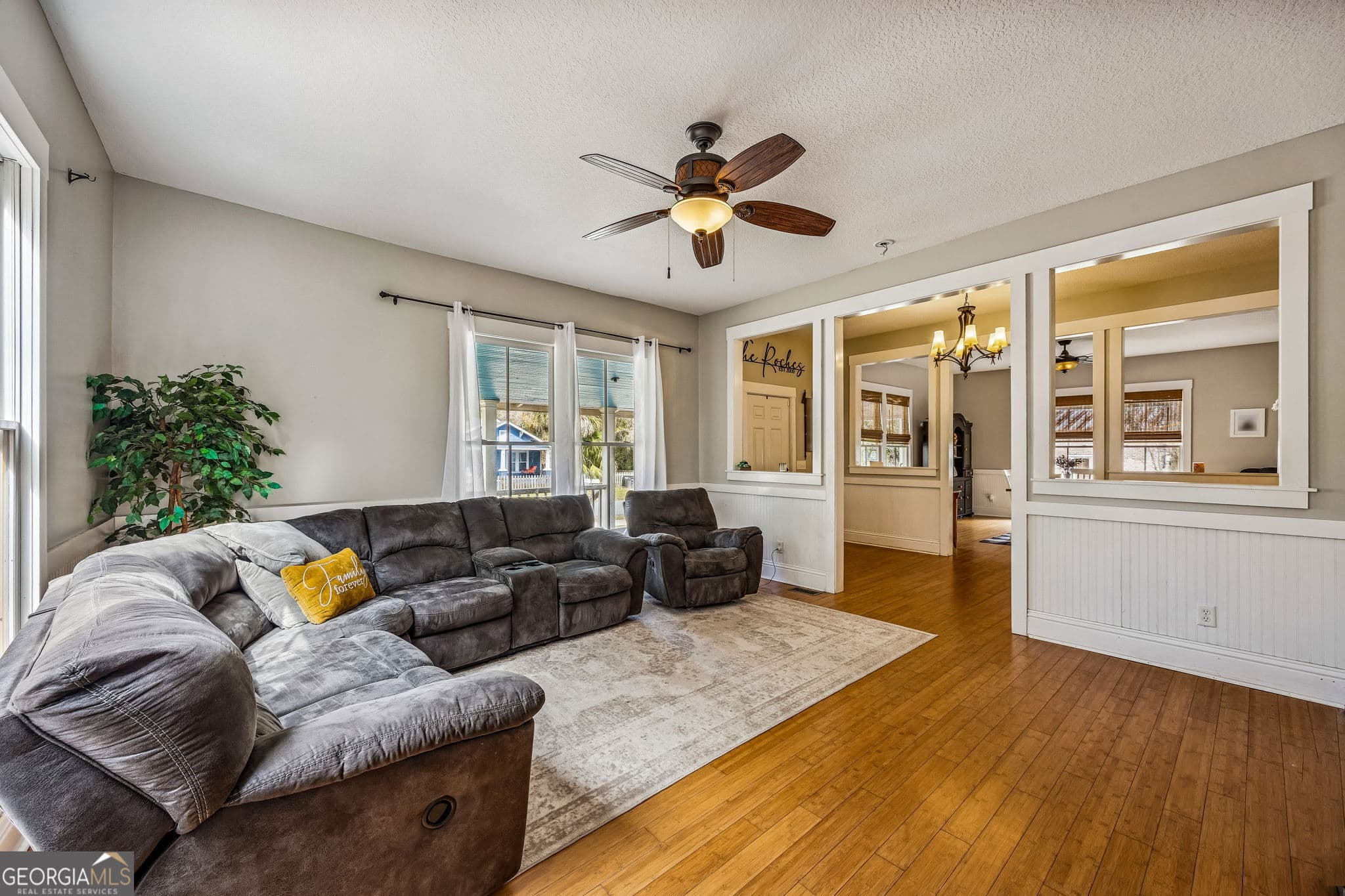 4 bedroom, 2 bathroom, 2,970 sq ft single family residence for sale at 205 W 3rd Street, Woodbine, GA 31569 — photo 9