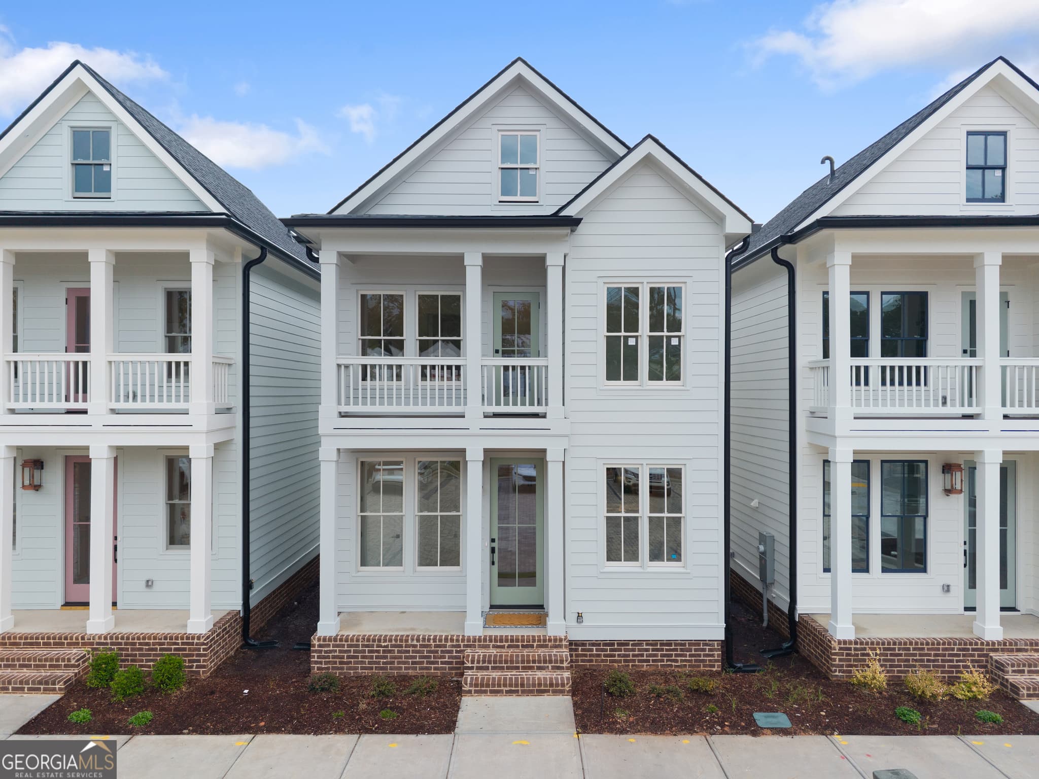 2 bedroom, 1.5 bathroom, 880 sq ft condominium for sale at 754 Trail View Court, Gainesville, GA 30501 — photo 1 of 26