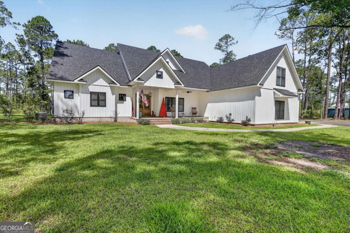 4 bedroom, 5 bathroom single family residence for sale at 2953 Highway 67, Pembroke, GA 31321 — photo 4