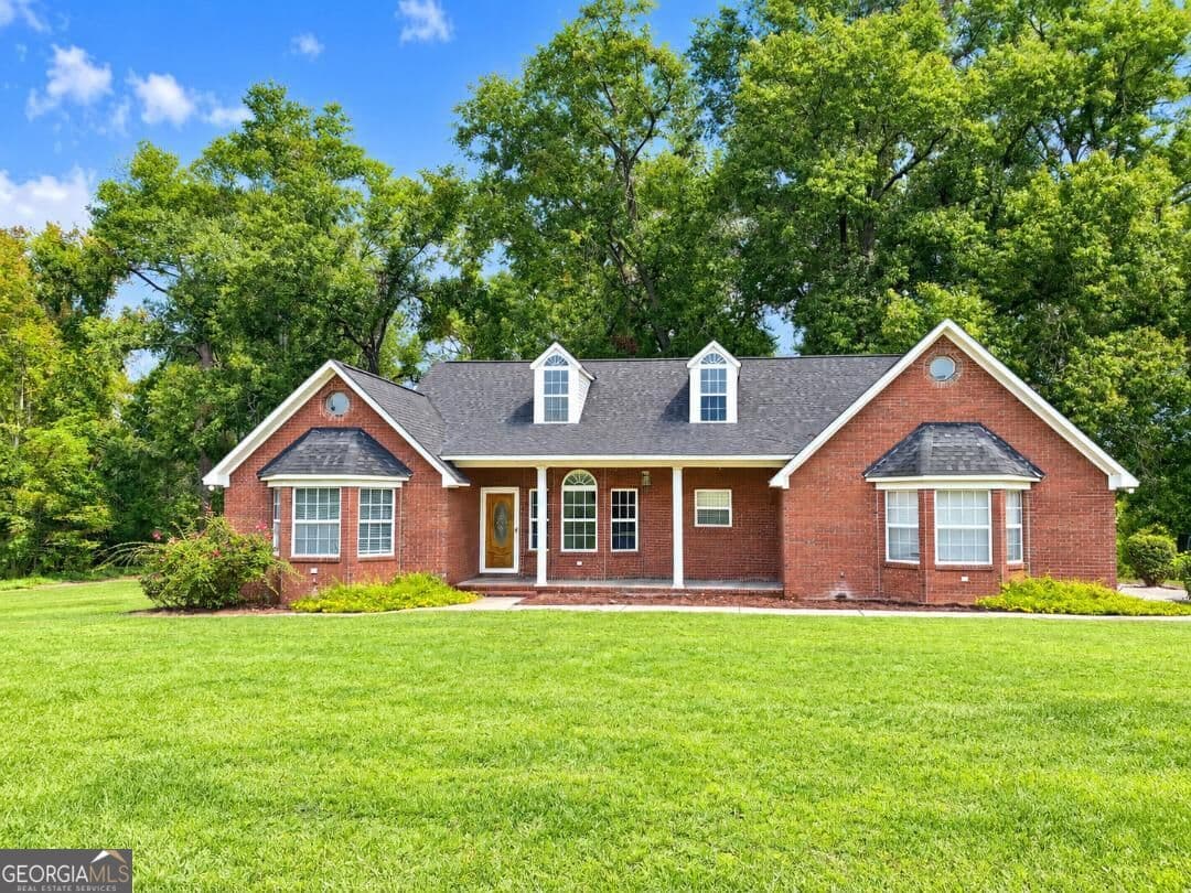 3 bedroom, 2 bathroom, 2,393 sq ft single family residence for sale at 28262 Canoochee Road, Metter, GA 30439