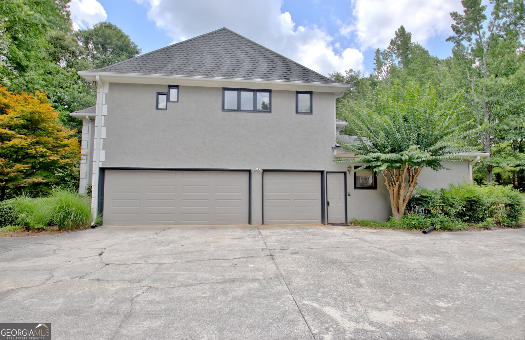 5 bedroom, 4 bathroom, 5,233 sq ft single family residence for sale at 8554 Shoreline Drive, Jonesboro, GA 30236 — photo 6