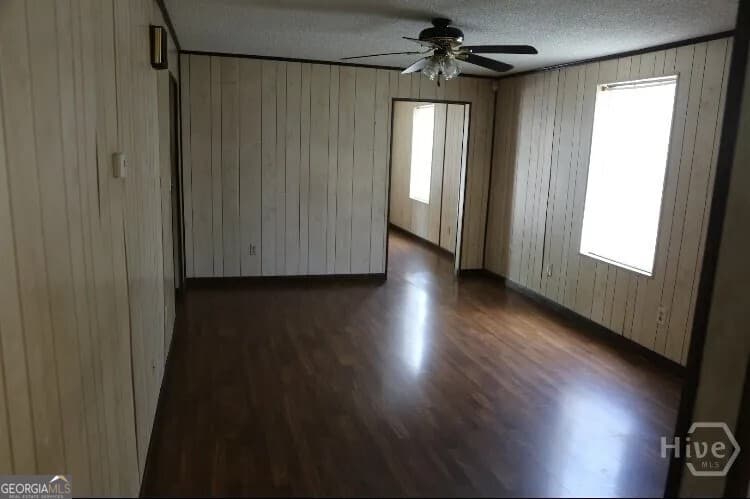 3 bedroom, 2 bathroom single family residence for sale at 708 E 32nd Street, Savannah, GA 31401 — photo 5