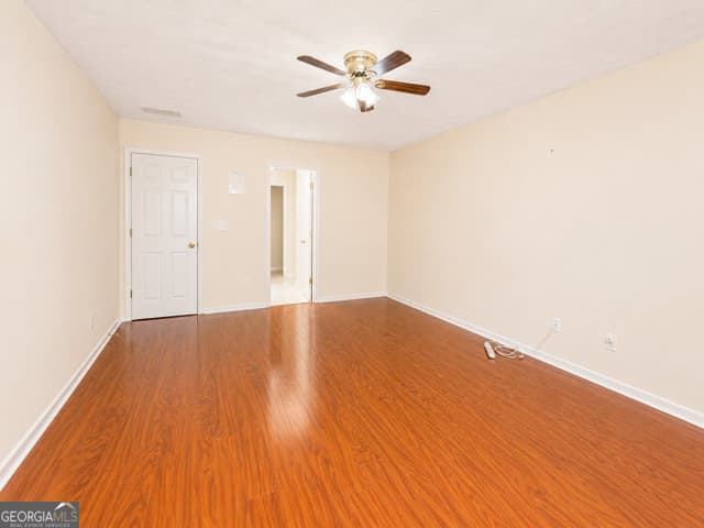 3 bedroom, 2 bathroom, 1,521 sq ft single family residence for sale at 4662 Huff Park Court, Snellville, GA 30039 — photo 6