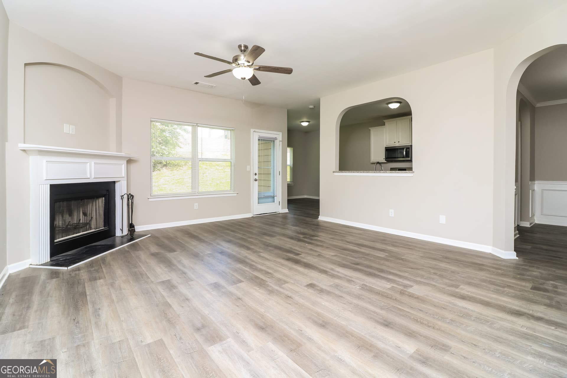 4 bedroom, 2.5 bathroom, 2,378 sq ft single family residence for sale at 7478 Absinth Drive, Atlanta, GA 30349 — photo 4