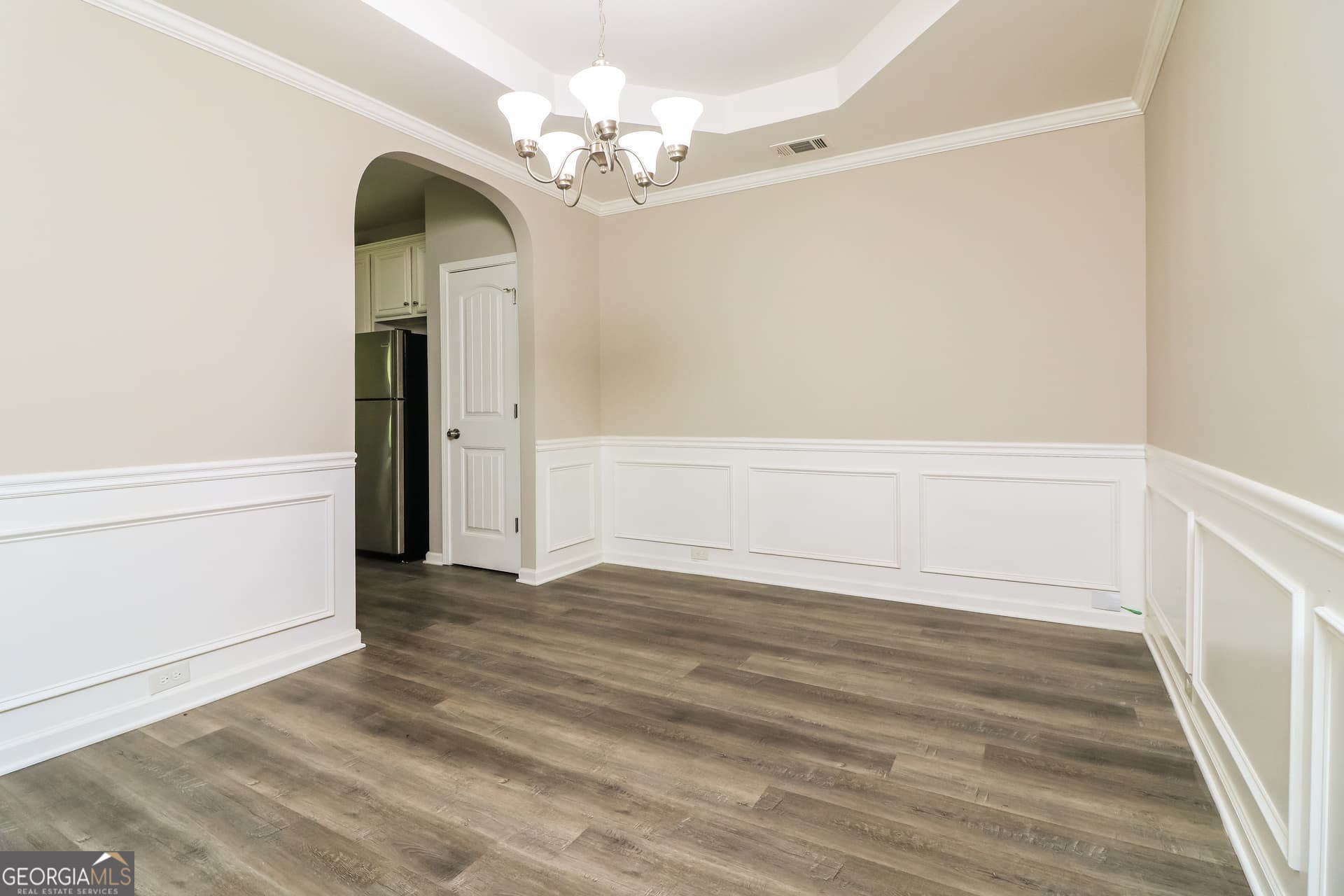 4 bedroom, 2.5 bathroom, 2,378 sq ft single family residence for sale at 7478 Absinth Drive, Atlanta, GA 30349 — photo 8